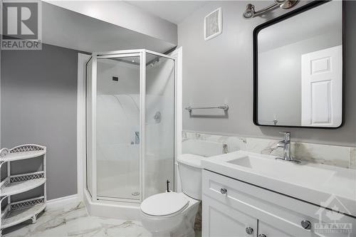 7442 Mitch Owens Road, Ottawa, ON - Indoor Photo Showing Bathroom