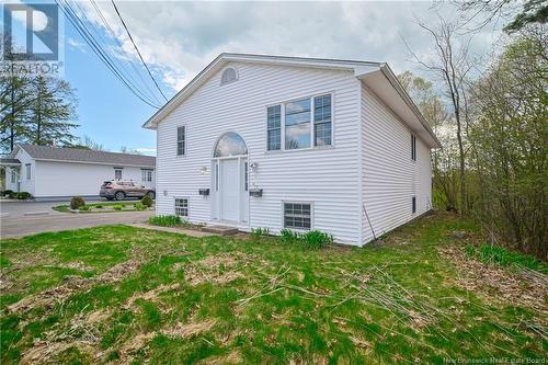 154 Sunset Drive, Fredericton, NB - Outdoor