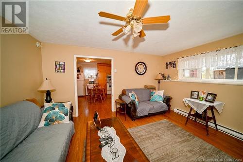 154 Sunset Drive, Fredericton, NB - Indoor Photo Showing Living Room