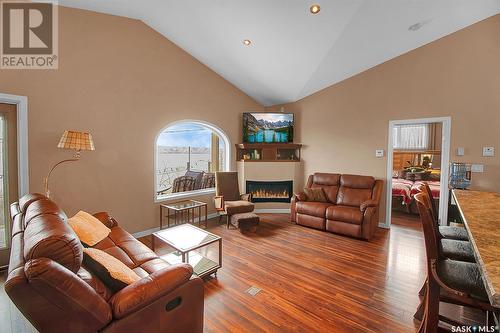 49 Qu'Appelle Park, Echo Lake, SK - Indoor Photo Showing Living Room