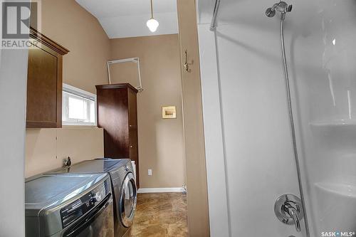 49 Qu'Appelle Park, Echo Lake, SK - Indoor Photo Showing Laundry Room