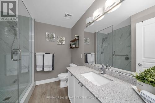 3202 - 3525 Kariya Drive, Mississauga, ON - Indoor Photo Showing Bathroom