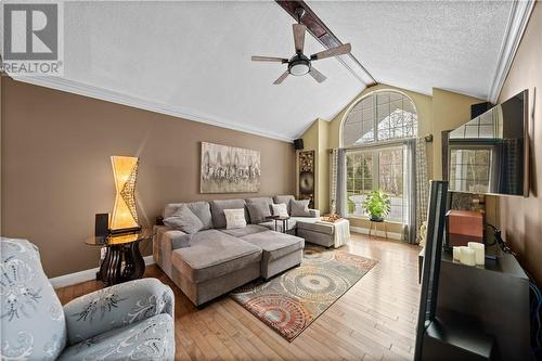 27 Thomas Lane East, Campbellton, NB - Indoor Photo Showing Living Room