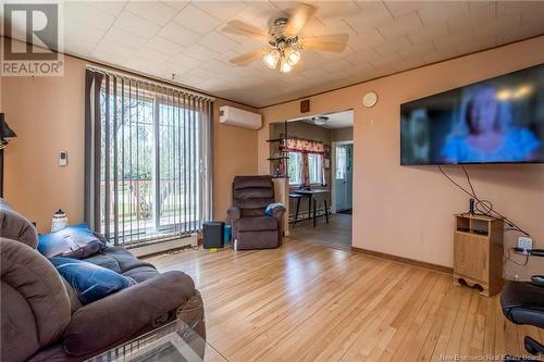 40 Summit Drive, Saint John, NB - Indoor Photo Showing Living Room