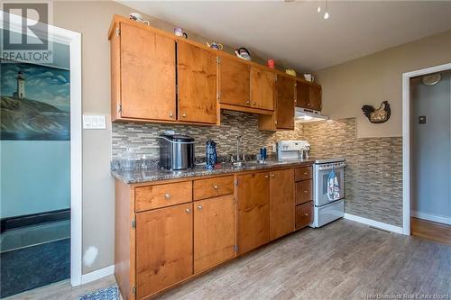 40 Summit Drive, Saint John, NB - Indoor Photo Showing Kitchen