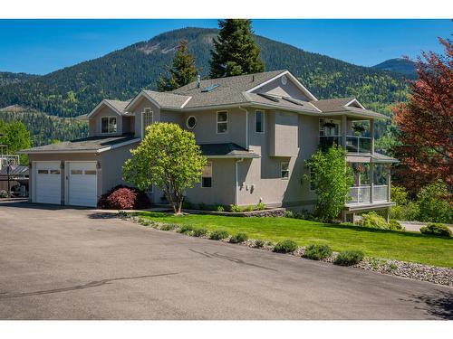 5839 Sunset Drive, Nelson, BC - Outdoor With Deck Patio Veranda With Facade