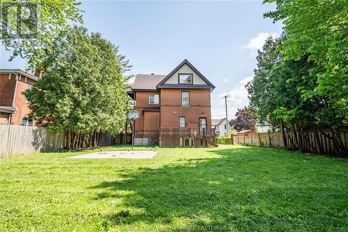 135 Park Street, Chatham, ON - Outdoor