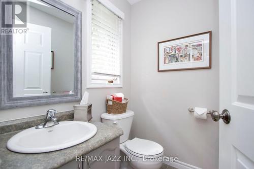 35 Castle Harbour Drive, Scugog, ON - Indoor Photo Showing Bathroom