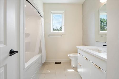 8974 Willoughby Drive|Unit #36, Niagara Falls, ON - Indoor Photo Showing Bathroom