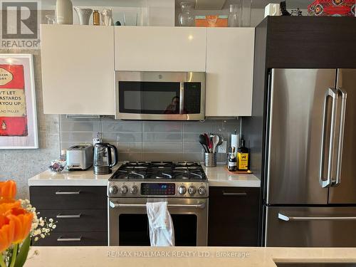 612 - 25 Stafford Street, Toronto, ON - Indoor Photo Showing Kitchen With Upgraded Kitchen
