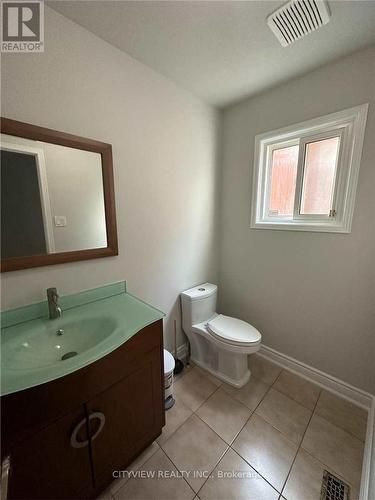 4448 Idlewilde Crescent, Mississauga, ON - Indoor Photo Showing Bathroom