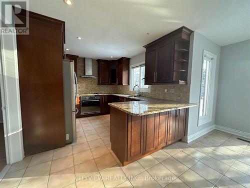 4448 Idlewilde Crescent, Mississauga, ON - Indoor Photo Showing Kitchen