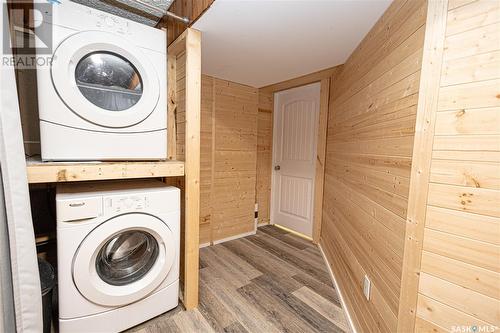 1320 Gillmor Crescent, Prince Albert, SK - Indoor Photo Showing Laundry Room