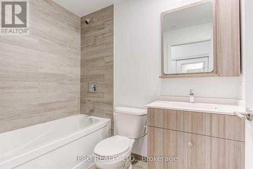 2103 - 75 Canterbury Place, Toronto, ON - Indoor Photo Showing Bathroom