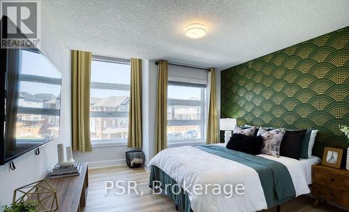66 Ridgemount Street, Kitchener, ON - Indoor Photo Showing Bedroom