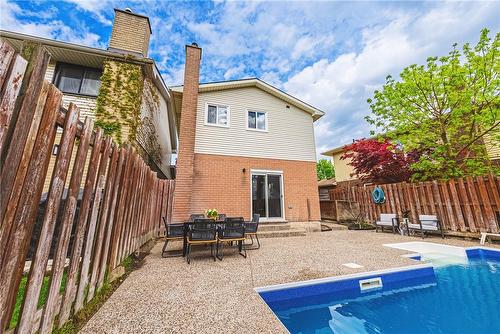 12 Naples Court, Thorold, ON - Outdoor With In Ground Pool