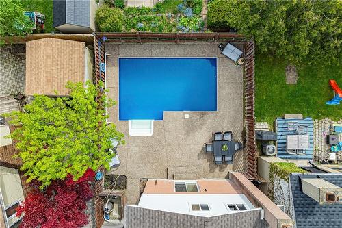 12 Naples Court, Thorold, ON - Outdoor With In Ground Pool