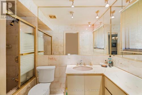 6 Chieftain Crescent, Toronto, ON - Indoor Photo Showing Bathroom