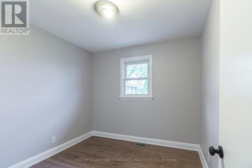 76 Maple Drive, Belleville, ON - Indoor Photo Showing Other Room