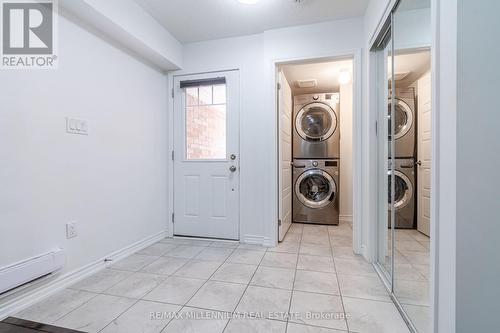 557 Laking Terrace, Milton, ON - Indoor Photo Showing Laundry Room