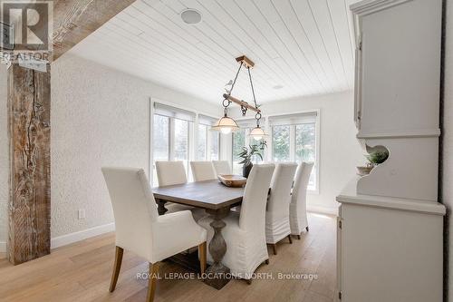 15 Newton Way, Clearview, ON - Indoor Photo Showing Dining Room