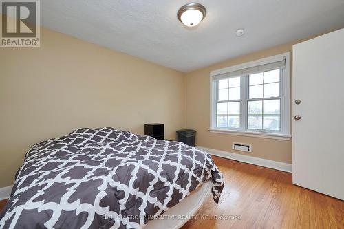 60 Shanty Bay Road, Barrie, ON - Indoor Photo Showing Bedroom