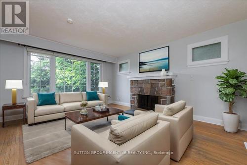 60 Shanty Bay Road, Barrie (North Shore), ON - Indoor Photo Showing Living Room With Fireplace