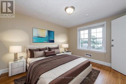 60 Shanty Bay Road, Barrie (North Shore), ON - Indoor Photo Showing Bedroom