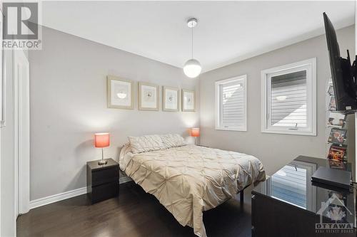 1126 Beckett Crescent, Ottawa, ON - Indoor Photo Showing Bedroom