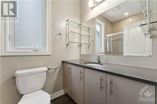 1126 Beckett Crescent, Ottawa, ON - Indoor Photo Showing Bathroom