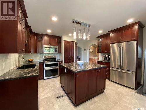 501 5Th Avenue N, Leroy, SK - Indoor Photo Showing Kitchen