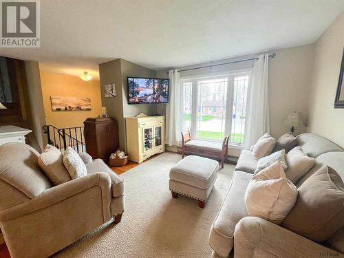 123 Chantal Cres, Timmins, ON - Indoor Photo Showing Living Room With Fireplace