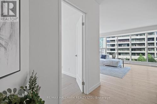 502 - 77 Harbour Square, Toronto, ON - Indoor Photo Showing Other Room