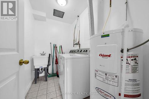406 - 5 Ogilvie Street, Hamilton, ON - Indoor Photo Showing Laundry Room