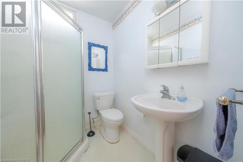 143 Lake Street, Inverhuron, ON - Indoor Photo Showing Bathroom
