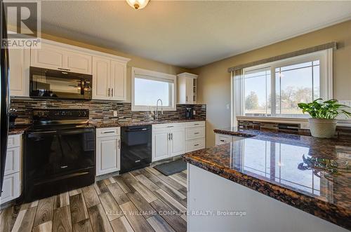 426 Baptist Church Road, Brant, ON - Indoor Photo Showing Kitchen