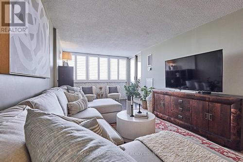1111 - 44 Falby Court, Ajax, ON - Indoor Photo Showing Living Room
