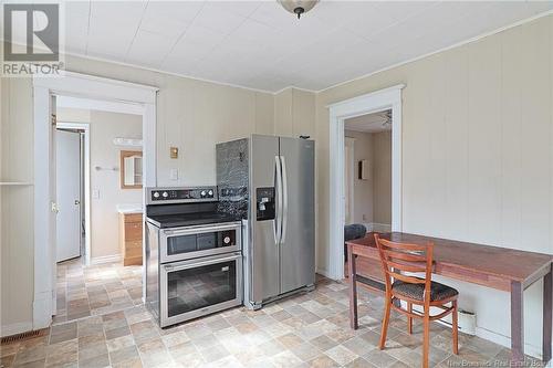 58 Summit Drive, Minto, NB - Indoor Photo Showing Kitchen