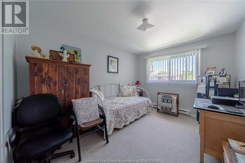 19 Hillview Crescent Unit# 104, Kingsville, ON - Indoor Photo Showing Bedroom
