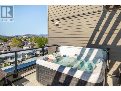 3630 Mission Springs Drive Unit# 604, Kelowna, BC - Outdoor With Exterior