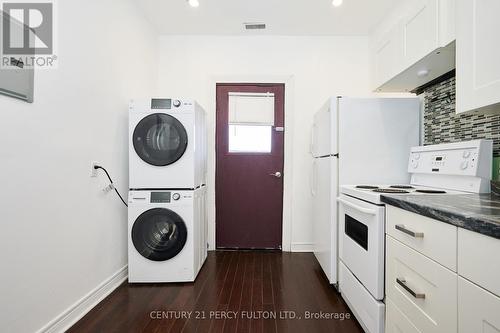 33 Nightingale Street, Hamilton (Landsdale), ON - Indoor Photo Showing Laundry Room