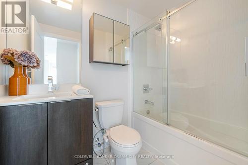 2601 - 56 Annie Craig Drive, Toronto, ON - Indoor Photo Showing Bathroom