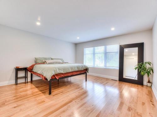 Master bedroom - 380 Rue Fairfield, Longueuil (Greenfield Park), QC - Indoor Photo Showing Bedroom