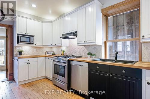 36 Ninth Street, Collingwood, ON - Indoor Photo Showing Kitchen With Double Sink