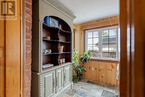 36 Ninth Street, Collingwood, ON - Indoor Photo Showing Other Room