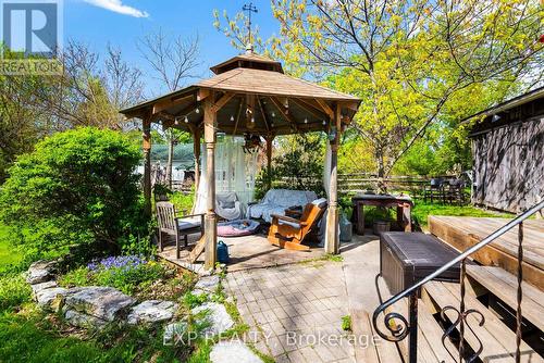 36 Ninth Street, Collingwood, ON - Outdoor With Backyard