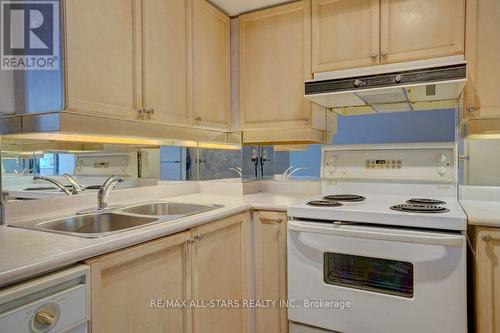 407 - 1 Rean Drive, Toronto, ON - Indoor Photo Showing Kitchen With Double Sink
