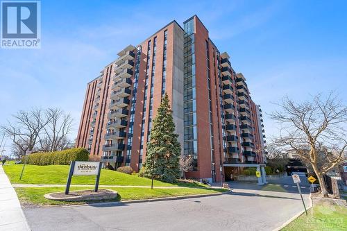2951 Riverside Drive Unit#703, Ottawa, ON - Outdoor With Facade