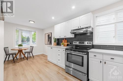 130 Sherway Drive, Ottawa, ON - Indoor Photo Showing Kitchen