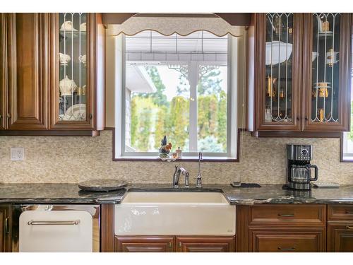 120 Wattsville Road, Cranbrook, BC - Indoor Photo Showing Kitchen With Upgraded Kitchen